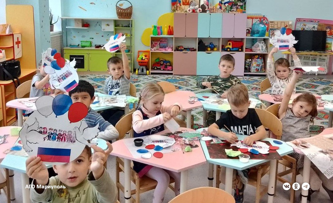 Библиотекари продолжают знакомить юных мариупольцев с многообразием народов России