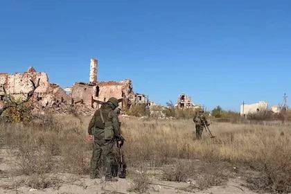 Саперы ВС РФ продолжают разминировать освобожденные населенные пункты ДНР