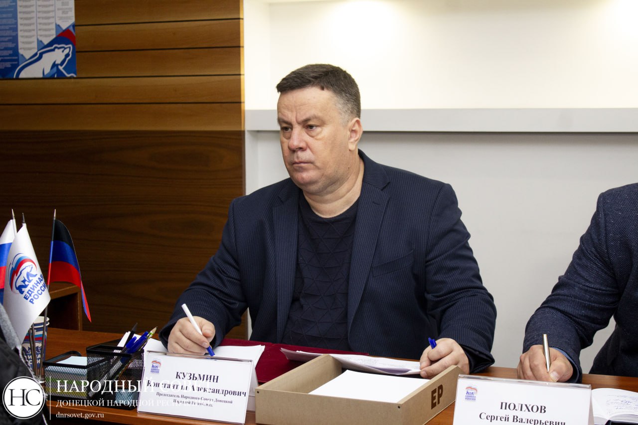 Константин Кузьмин: Проблемы наших людей всегда в центре внимания! Константин Кузьмин: Проблемы наших людей всегда в центре внимания!