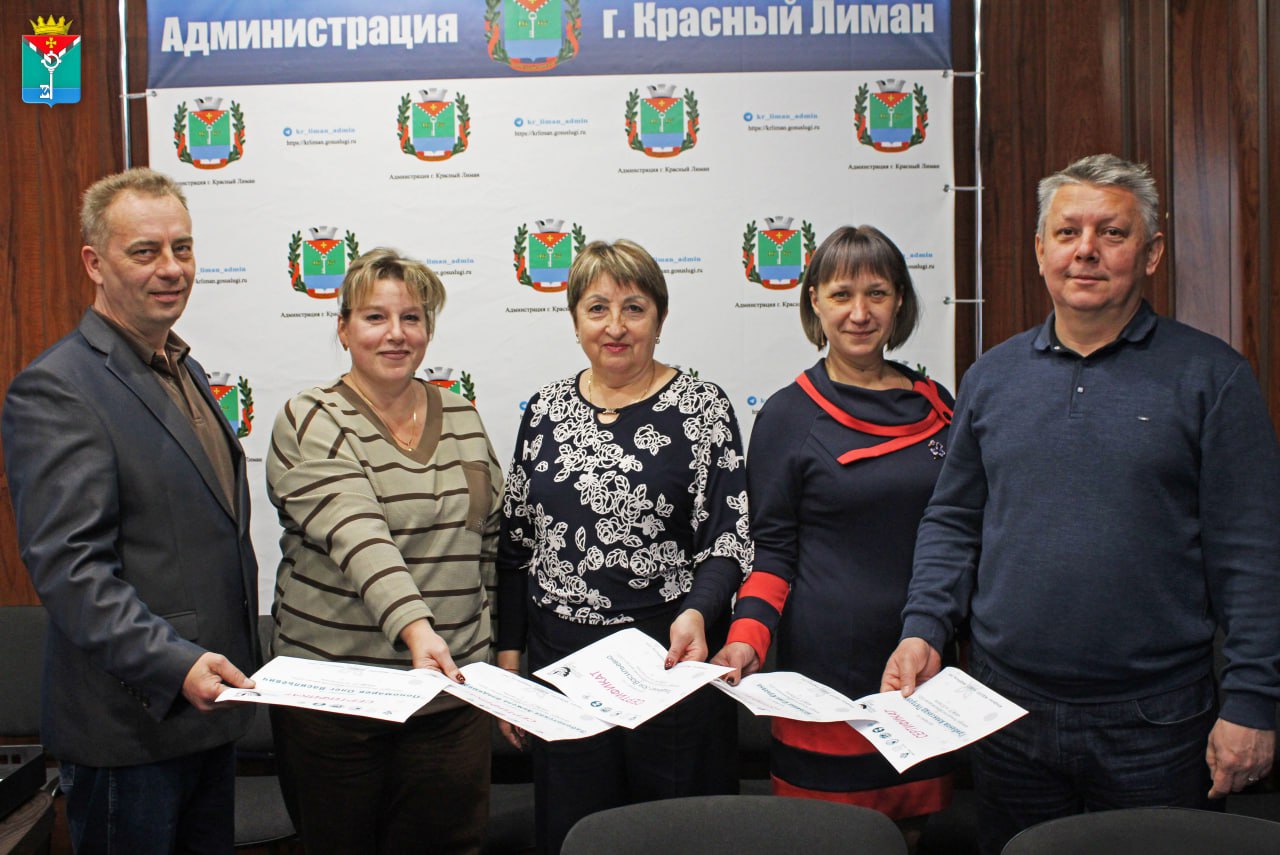 Александр Петрикин: Вместе со своими заместителями, управделами, сотрудниками администрации округа и муниципального совета принял участие в Большом этнографическом диктанте ко Дню народного единства