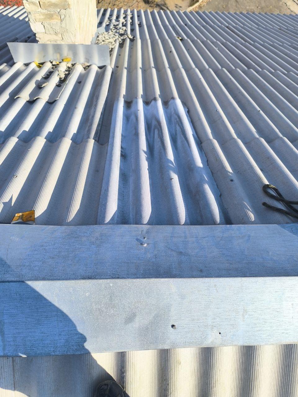 Аварийная бригада Бурятии проводит ремонт кровель МКД в Старобешевском округе Аварийная бригада Бурятии проводит ремонт кровель МКД в Старобешевском округе