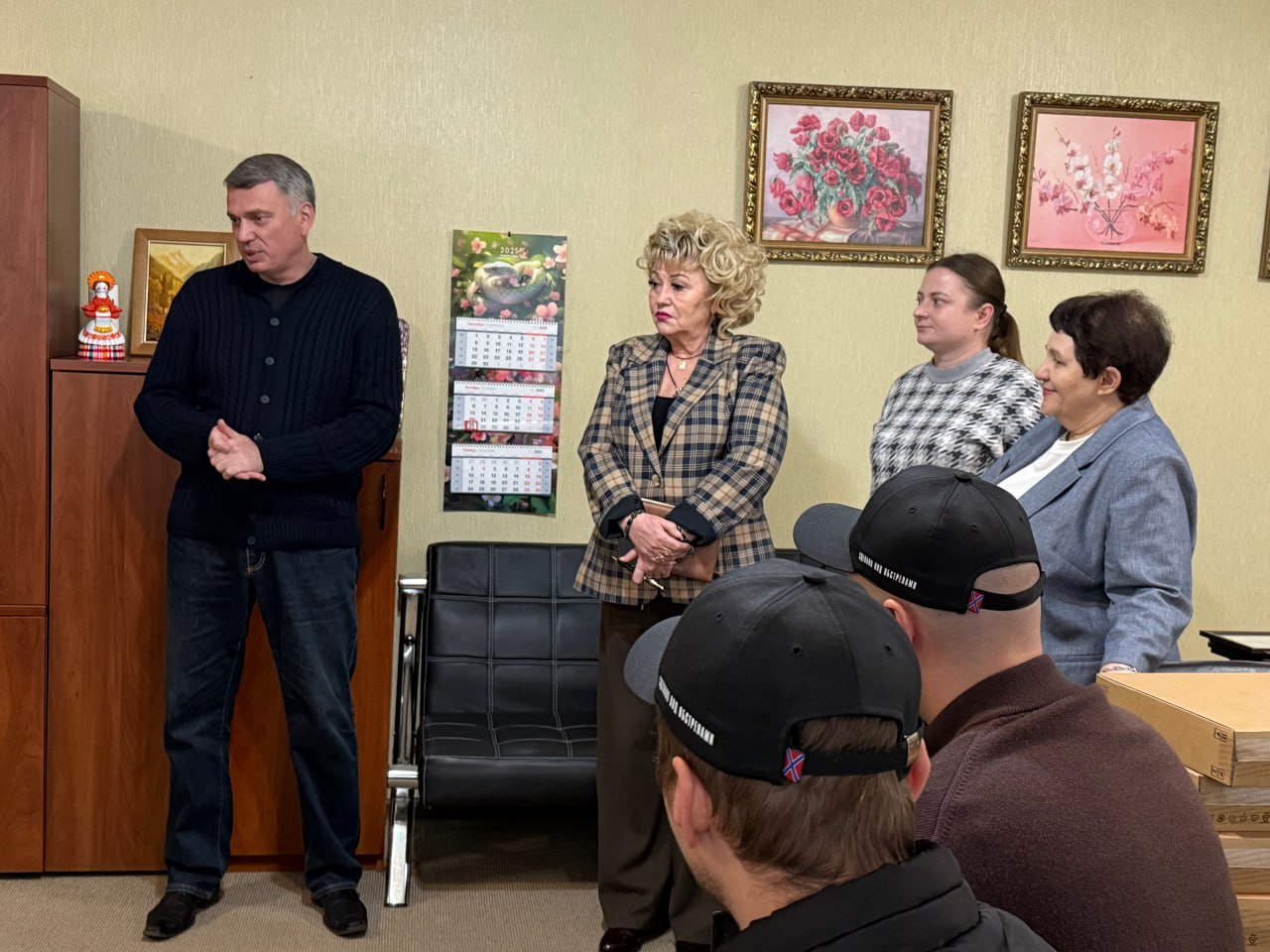 Ирина Кутенко: Сегодня имел честь встретиться с представителями сообщества «Предприниматели Патриоты», которые приехали в нашу Республику с важной гуманитарной миссией Ирина Кутенко: Сегодня имел честь встретиться с представителями сообщества «Предприниматели Патриоты», которые приехали в нашу Республику с важной гуманитарной миссией