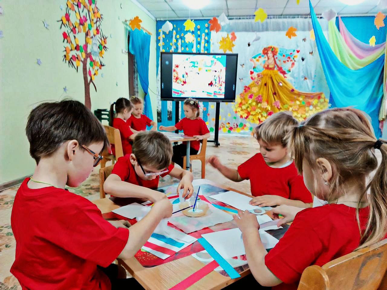 Мероприятие, посвященное Дню народного единства в детском саду «Чайка» Мероприятие, посвященное Дню народного единства в детском саду «Чайка»