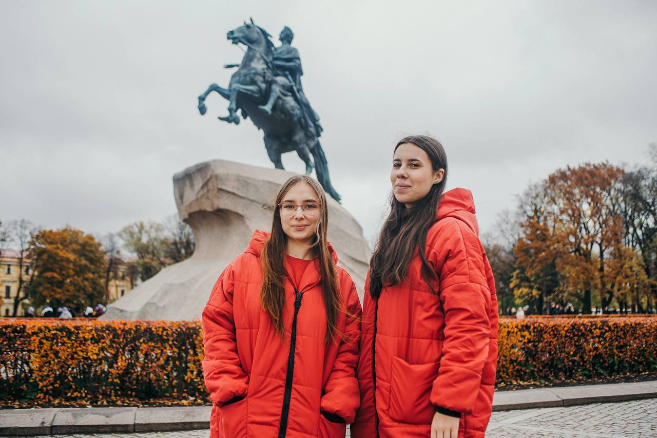 250 школьников из Мариуполя провели осенние каникулы в городах России 250 школьников из Мариуполя провели осенние каникулы в городах России