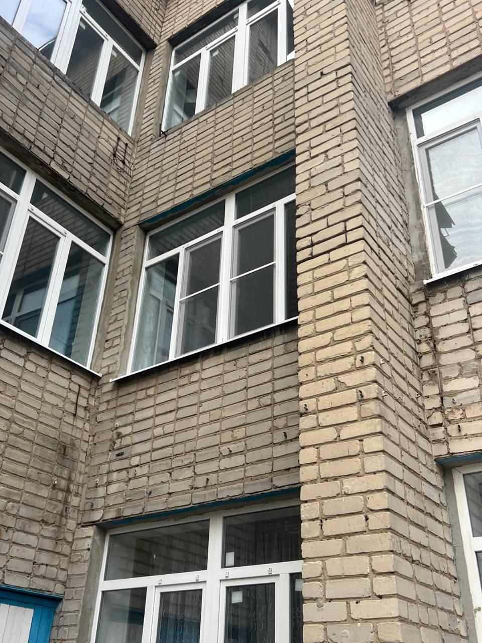 Денис Зубов: Нижегородские подрядчики приступили к финальному этапу ремонта в городской библиотеке