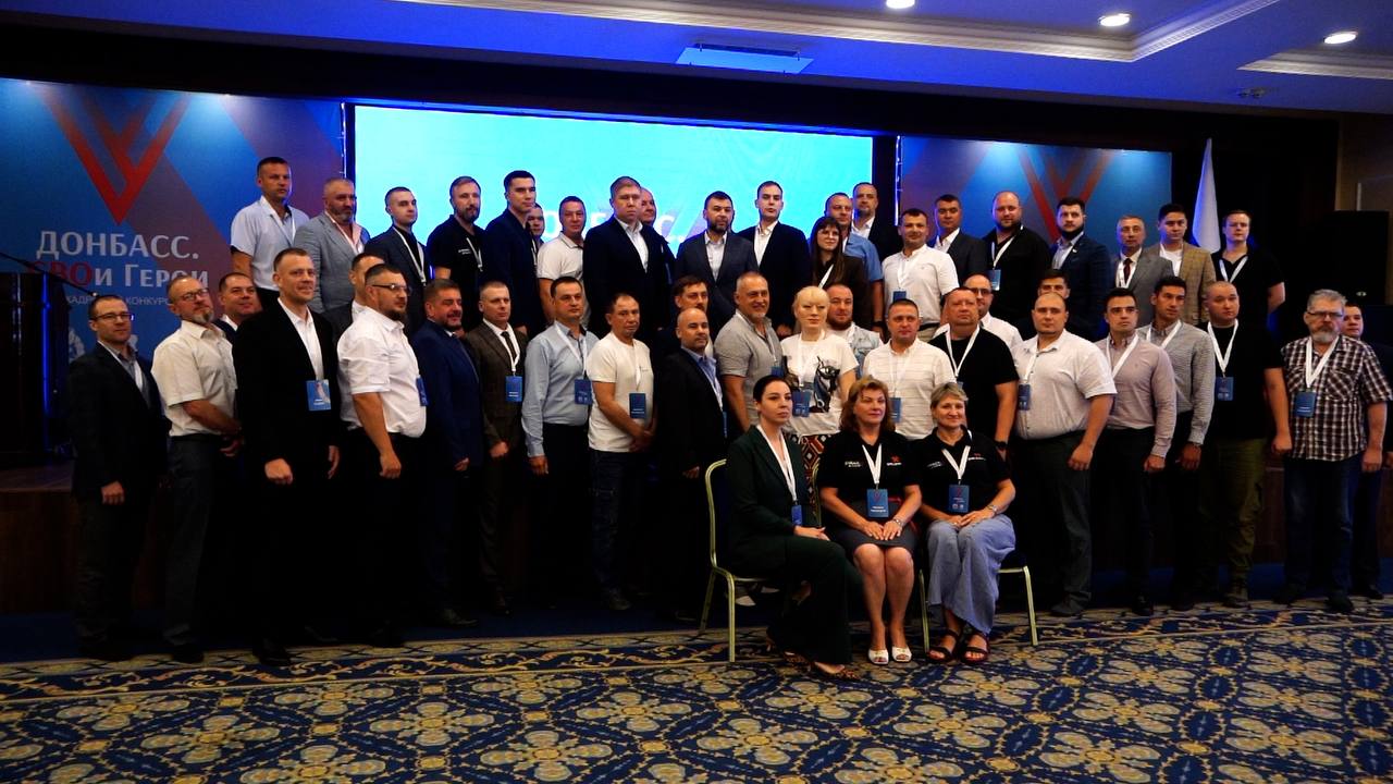 «Это затягивает»: победитель конкурса «Донбасс. СВОи Герои» изучает управление Республикой изнутри