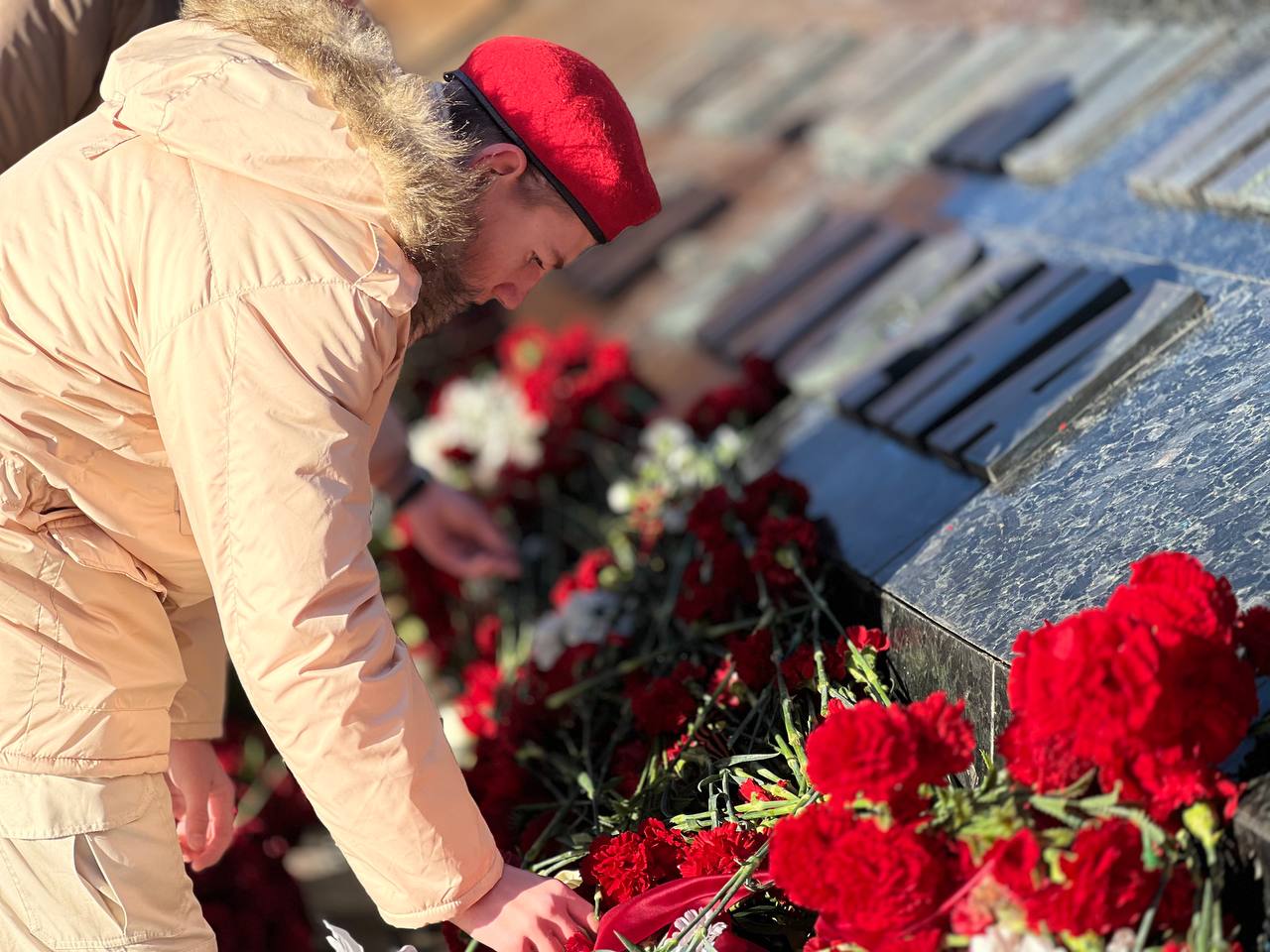 Юнармейцы Кировского отправились в туристический маршрут «Лица Победы» Юнармейцы Кировского отправились в туристический маршрут «Лица Победы»