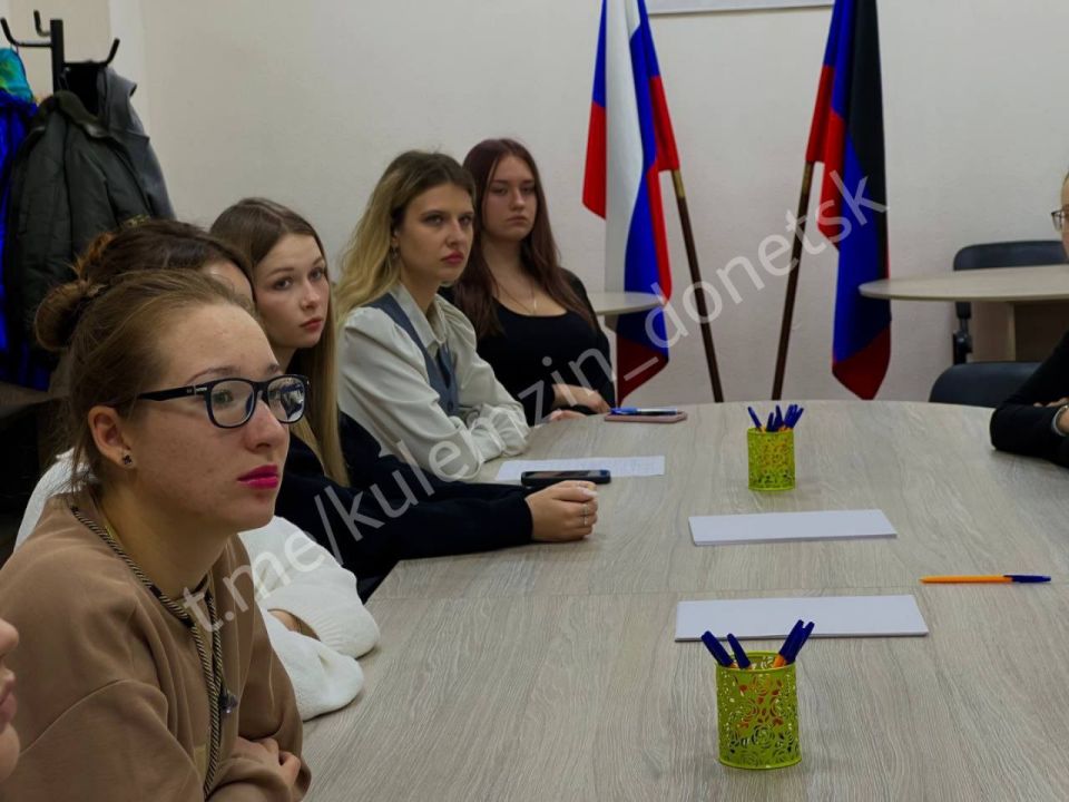 Сегодня состоялась встреча Студенческого координационного совета по развитию молодёжной политики при Управе Ворошиловского района Сегодня состоялась встреча Студенческого координационного совета по развитию молодёжной политики при Управе Ворошиловского района