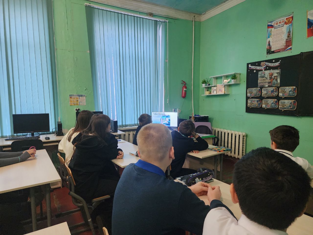 Школьники Кировского познакомились с ключевыми направлениями промышленного развития России Школьники Кировского познакомились с ключевыми направлениями промышленного развития России