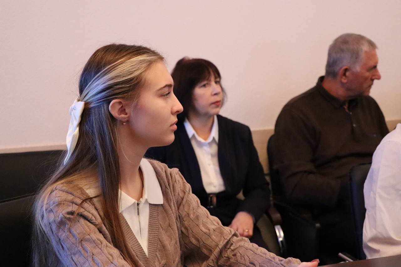 Дарья Морозова: Приняла участие в торжественной церемонии награждения победителей и участников Республиканского конкурса видеороликов «Мы едины», приуроченного ко Дню народного единства Дарья Морозова: Приняла участие в торжественной церемонии награждения победителей и участников Республиканского конкурса видеороликов «Мы едины», приуроченного ко Дню народного единства