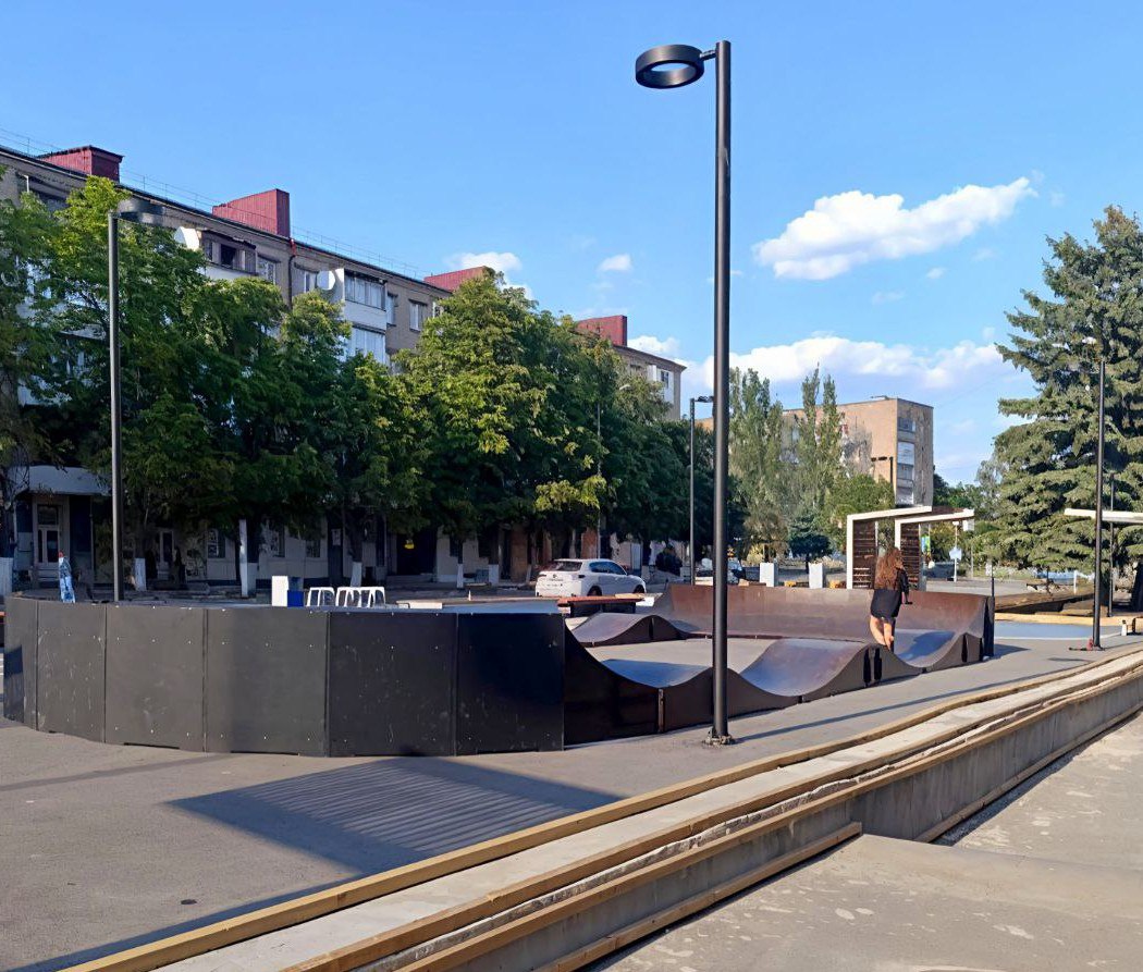 Сергей Ермаков: Снежное готовится к завершению преображения центральной площади Сергей Ермаков: Снежное готовится к завершению преображения центральной площади