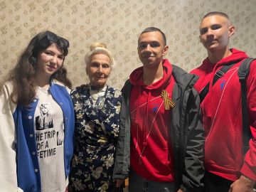 Александр Волошин: #ГероиДонбасса. Иногда героизм проявляется не в громких поступках, а в ежедневной работе ради других