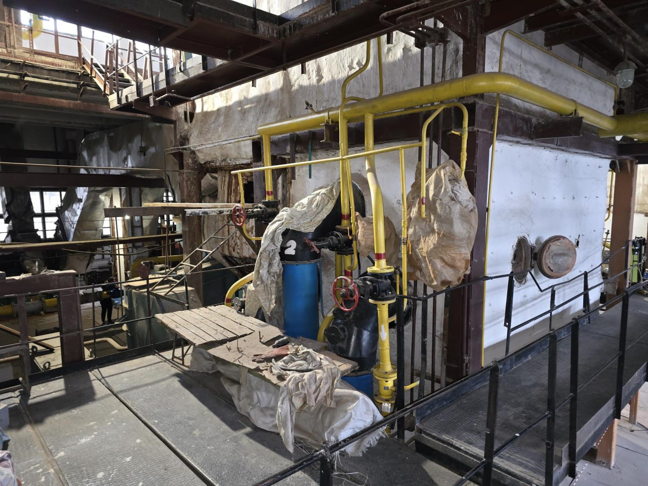 Владимирские специалисты продолжают ремонт котельной № 1 в Кировском Владимирские специалисты продолжают ремонт котельной № 1 в Кировском