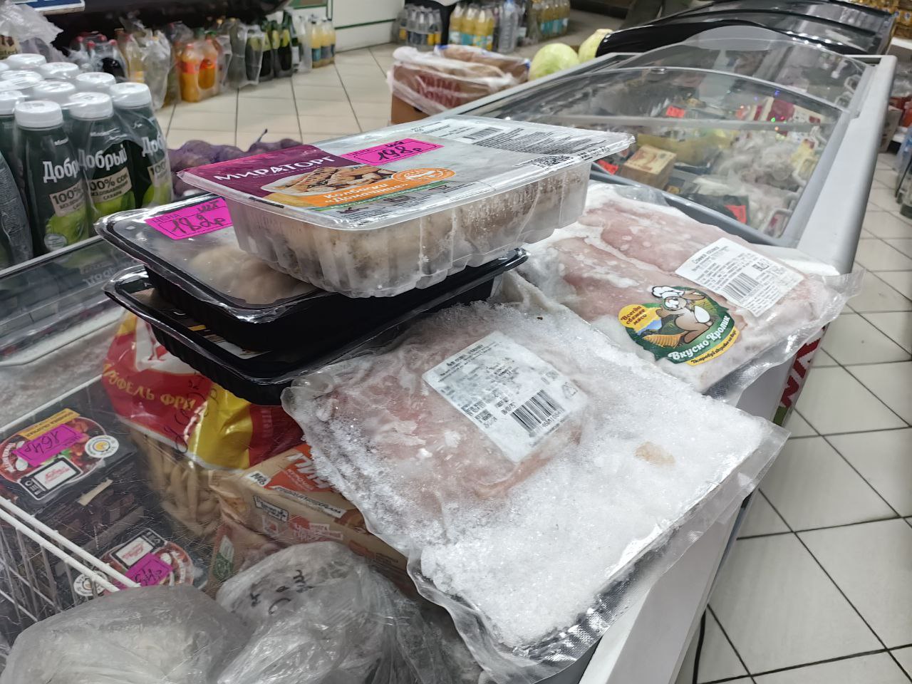 Депутат Тельмановского муниципального совета Наталья Зубач совместно с руководителем Народного контроля Викторией Светлаковой и специалистами отдела экономики, планирования и стратегического развития администрации округа... Депутат Тельмановского муниципального совета Наталья Зубач совместно с руководителем Народного контроля Викторией Светлаковой и специалистами отдела экономики, планирования и стратегического развития администрации округа...