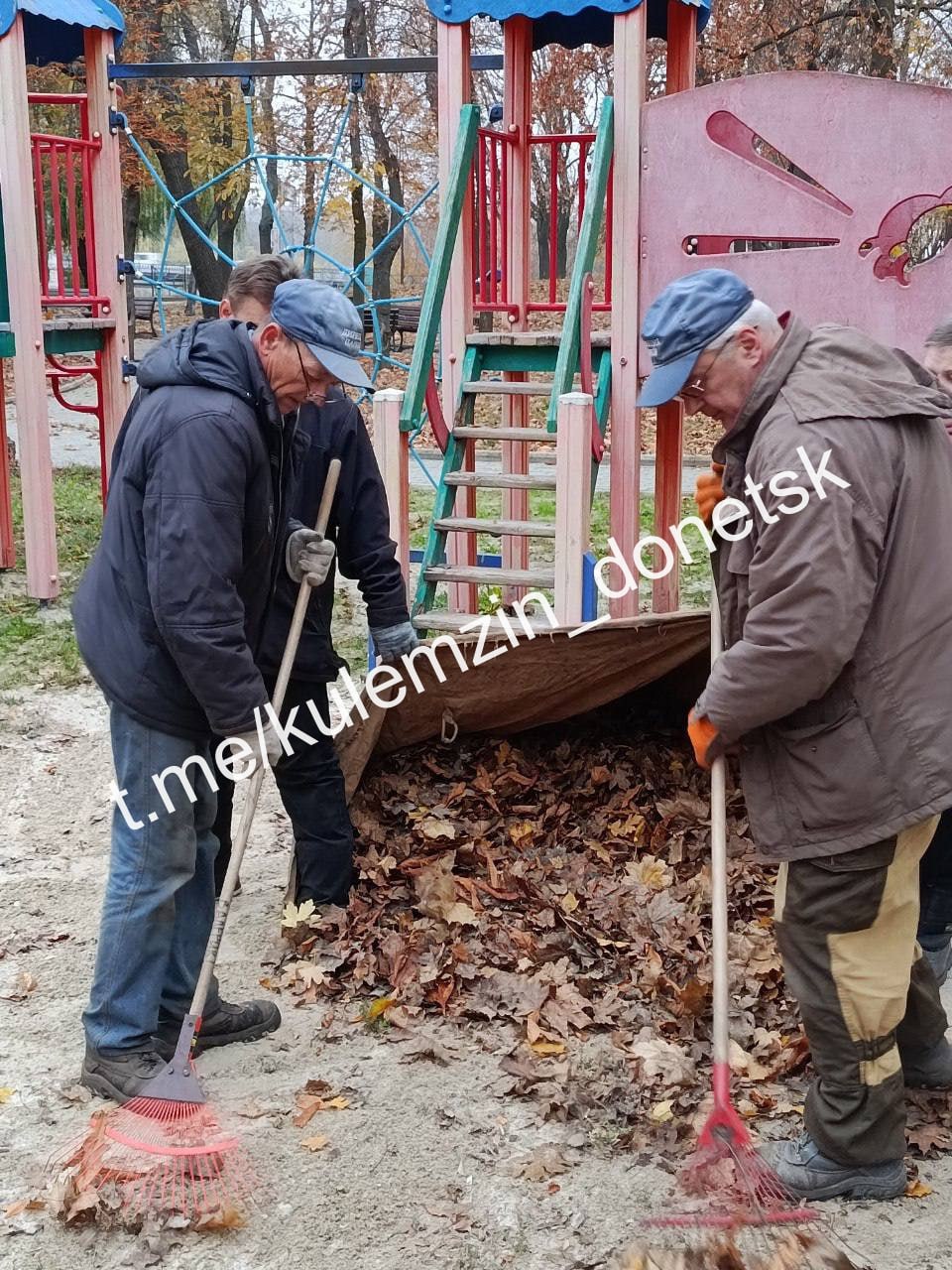 Продолжается активная работа по благоустройству парковых зон Продолжается активная работа по благоустройству парковых зон