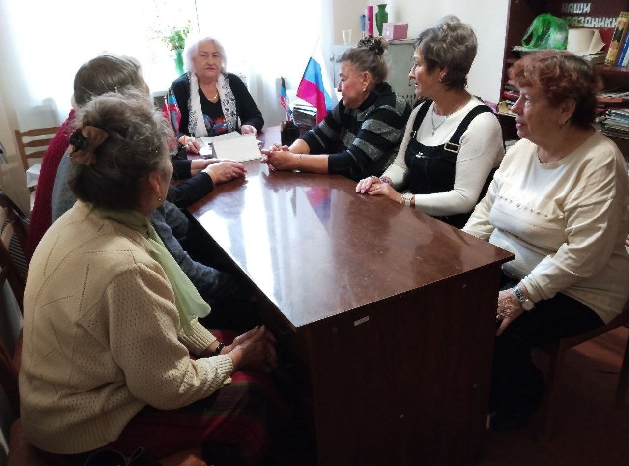 Сегодня, 7 ноября в Червоногвардейском районе лидер общественного мнения Галина Комар провела встречу с жителями жилого массива Горького по адресу: улица Малиновского, 10. Ключевой темой встречи стал вопрос нестабильной...