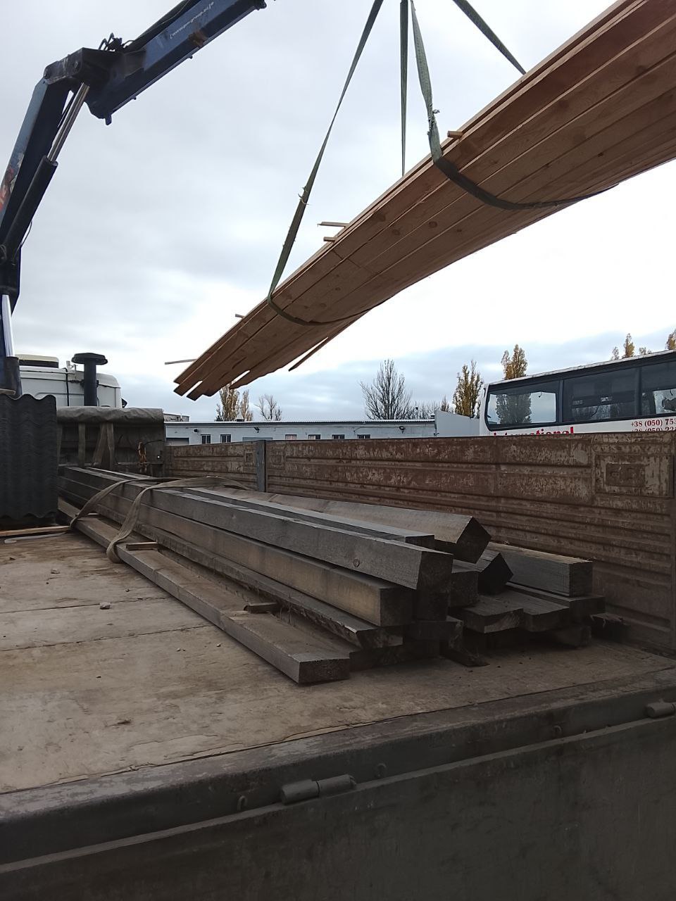 Управление капитального строительства и восстановления продолжает активную работу по оказанию помощи жителям пострадавших населённых пунктов Управление капитального строительства и восстановления продолжает активную работу по оказанию помощи жителям пострадавших населённых пунктов