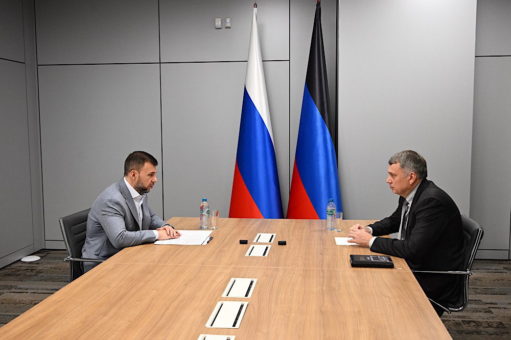 Александр Петрикин: Денис Пушилин дал ряд поручений новому министру труда и соцзащиты ДНР Алексею Исаеву