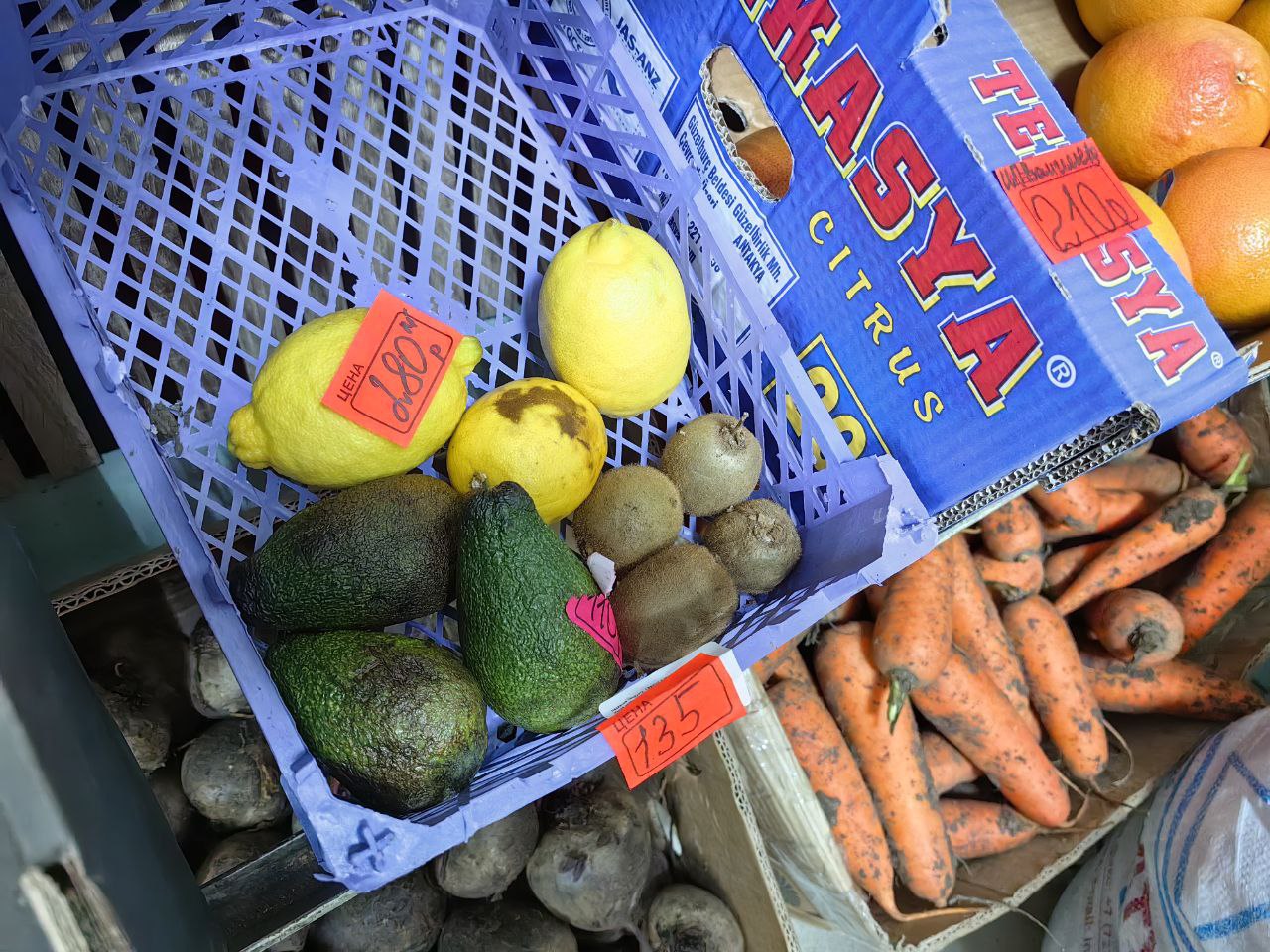 Депутат Тельмановского муниципального совета Наталья Зубач совместно с руководителем Народного контроля Викторией Светлаковой и специалистами отдела экономики, планирования и стратегического развития администрации округа... Депутат Тельмановского муниципального совета Наталья Зубач совместно с руководителем Народного контроля Викторией Светлаковой и специалистами отдела экономики, планирования и стратегического развития администрации округа...