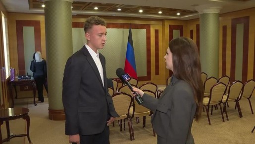 Четырем подросткам из ДНР вручили медали Совета Федерации «За проявленное мужество»