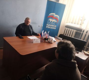 Наталья Бегуненко: В пятницу, 7 ноября, в общественной приёмной партии Единая Россия Петровского района г. Донецка состоялся приём граждан