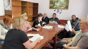 Творческие руководители Окружного центра творческих инициатив примут участие в проекте коллектива "Какие наши годы" Народного театрального коллектива "Дивосвет" Донского центра культуры и досуга