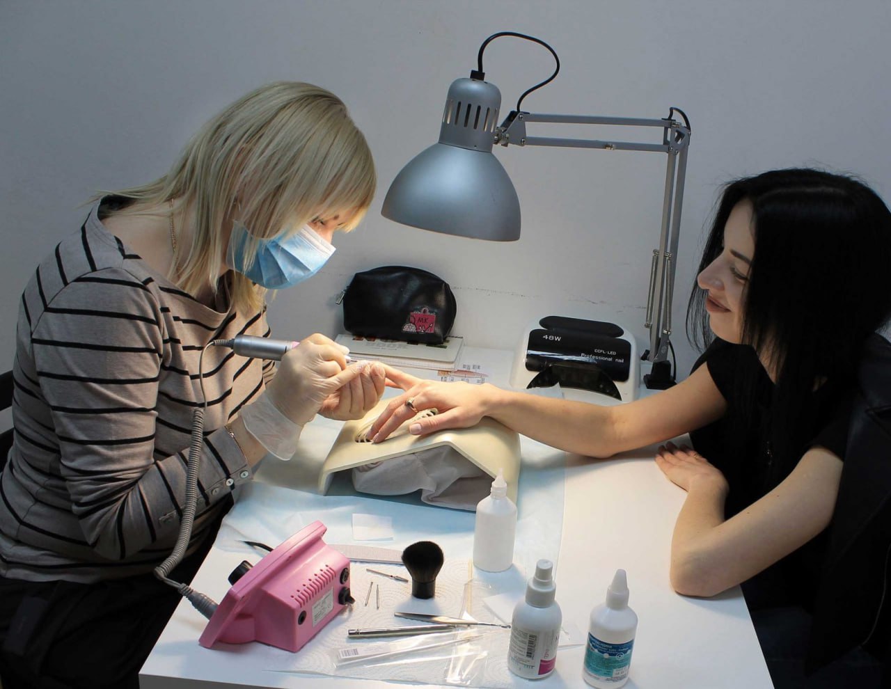 Социальный контракт помог жительницам Амвросиевки в трудоустройстве