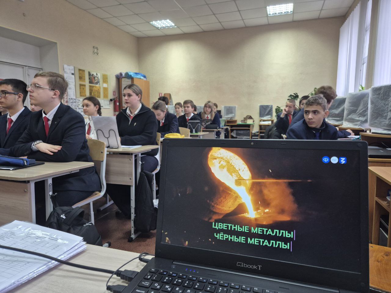 Олег Трофимов: Школьники Республики открыли для себя мощь российской индустрии Олег Трофимов: Школьники Республики открыли для себя мощь российской индустрии