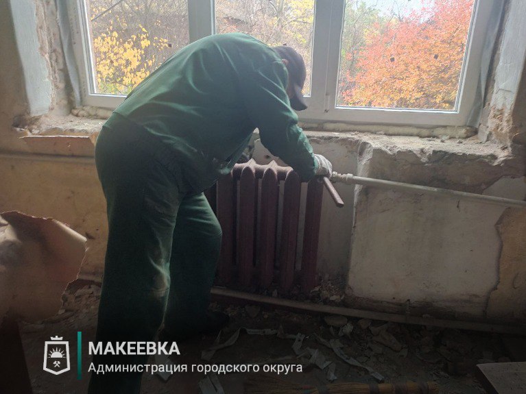 Депутаты Макеевского городского совета контролируют ход отопительного периода Депутаты Макеевского городского совета контролируют ход отопительного периода