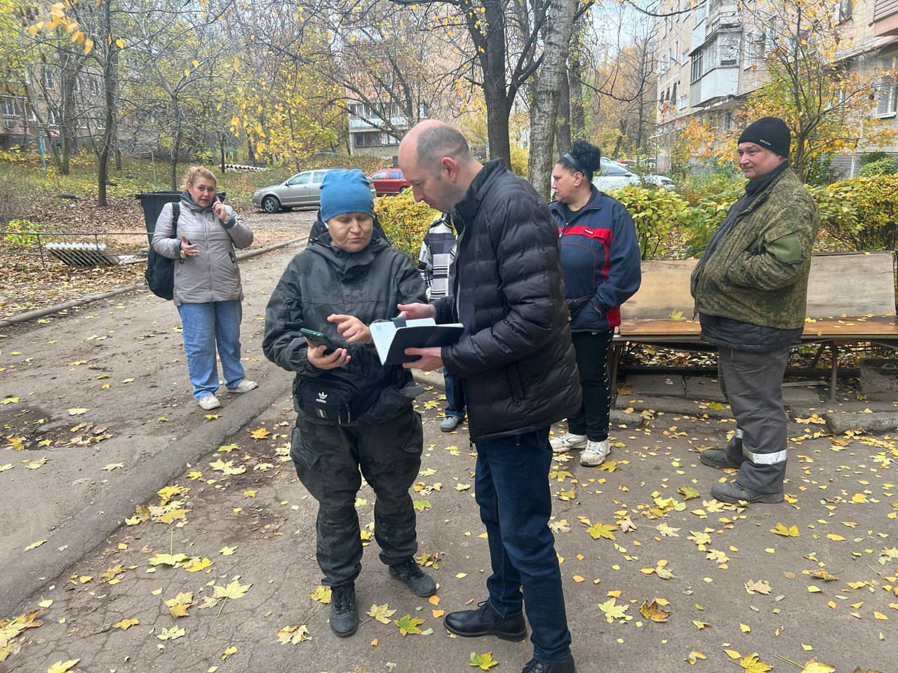 По поручению Главы ДНР Дениса Пушилин 07.11.2025 по адресу: г. Донецк, проспект Ленинский, 25 состоялась встреча с жителями, на которой присутствовал заместитель руководителя Управы Ленинского внутригородского района...