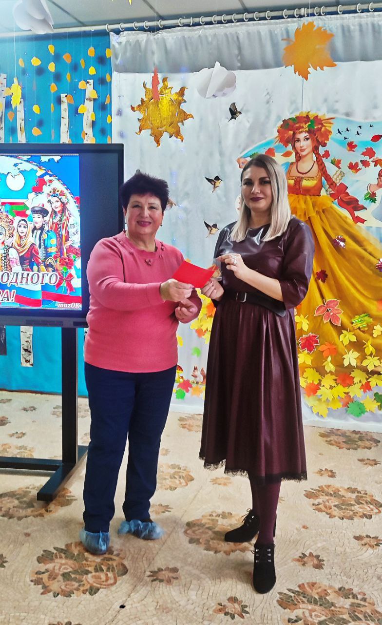 Гуманитарная помощь от Аткарского отделения Союза женщин России Гуманитарная помощь от Аткарского отделения Союза женщин России