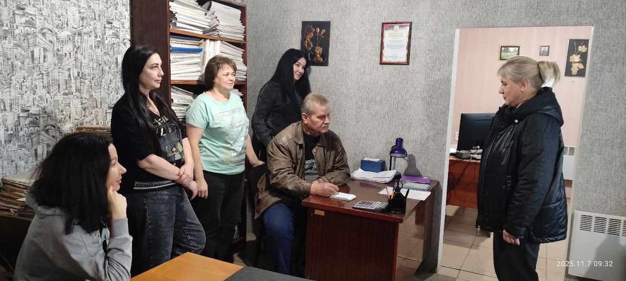 Лидер общественного мнения Виктория Жидкова провела встречу с коллективом ГУП ДНР «Донснабкомплект»