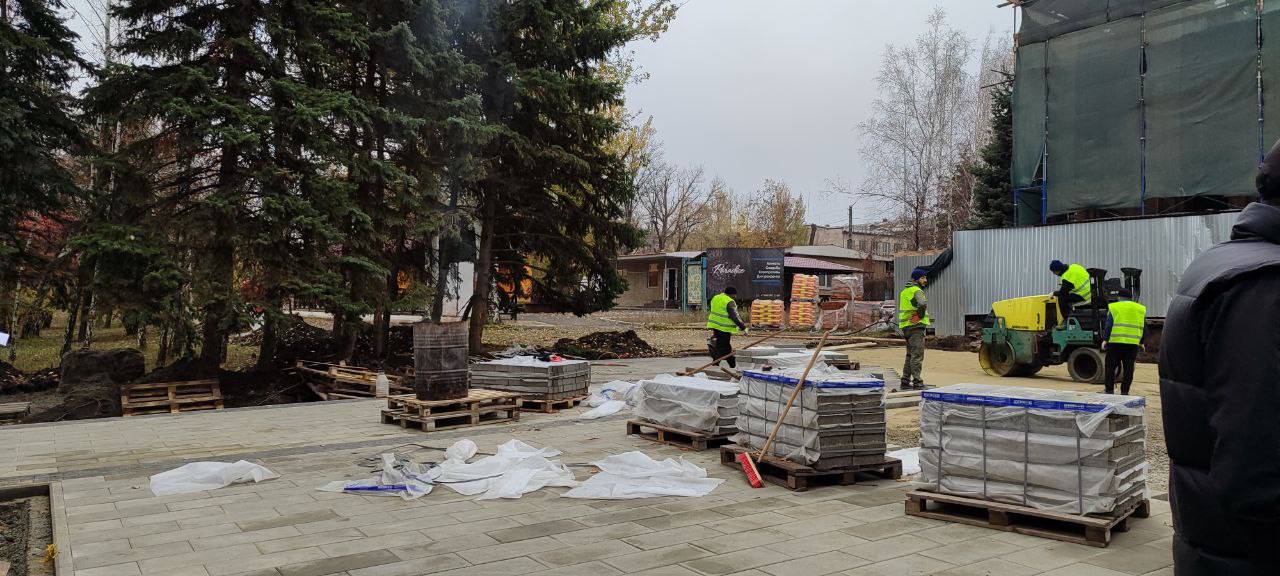 Евгений Поплавский: Работы по благоустройству в Харцызске