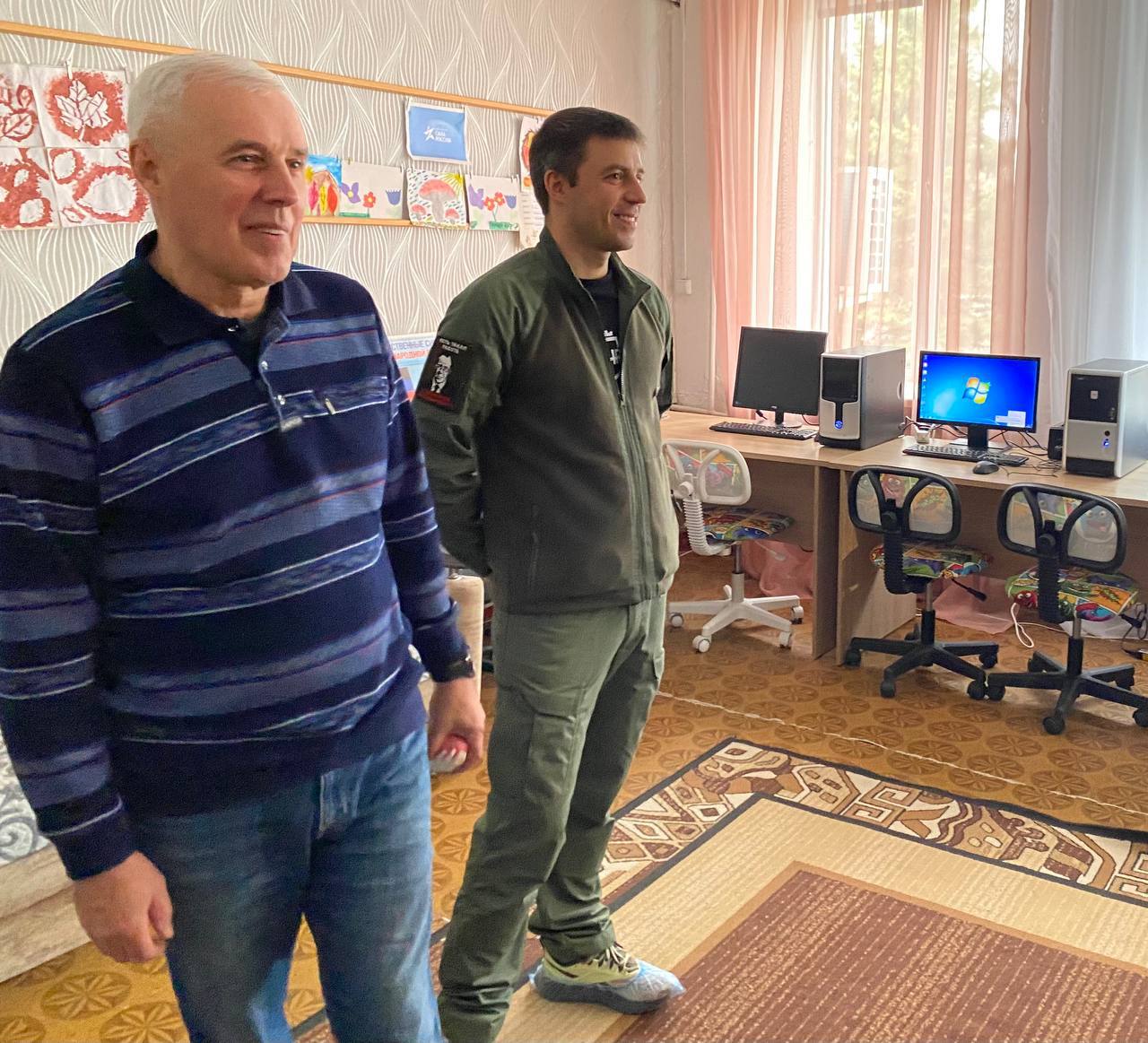 Евгений Поплавский: Сегодня совместно с советником Главы ДНР Еленой Никитиной, моим сыном Антоном Поплавским - помощником депутата Московской городской Думы и членом политической партии "Единая Россия", а также моим... Евгений Поплавский: Сегодня совместно с советником Главы ДНР Еленой Никитиной, моим сыном Антоном Поплавским - помощником депутата Московской городской Думы и членом политической партии "Единая Россия", а также моим...