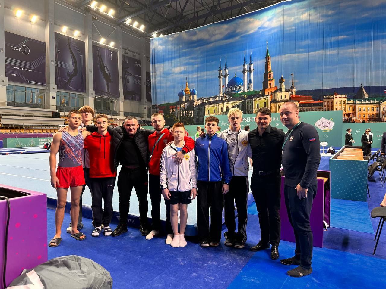 О победах наших спортсменов на Первенстве России по спортивной гимнастике рассказал врио министра спорта и туризма ДНР Евгений Ширшов