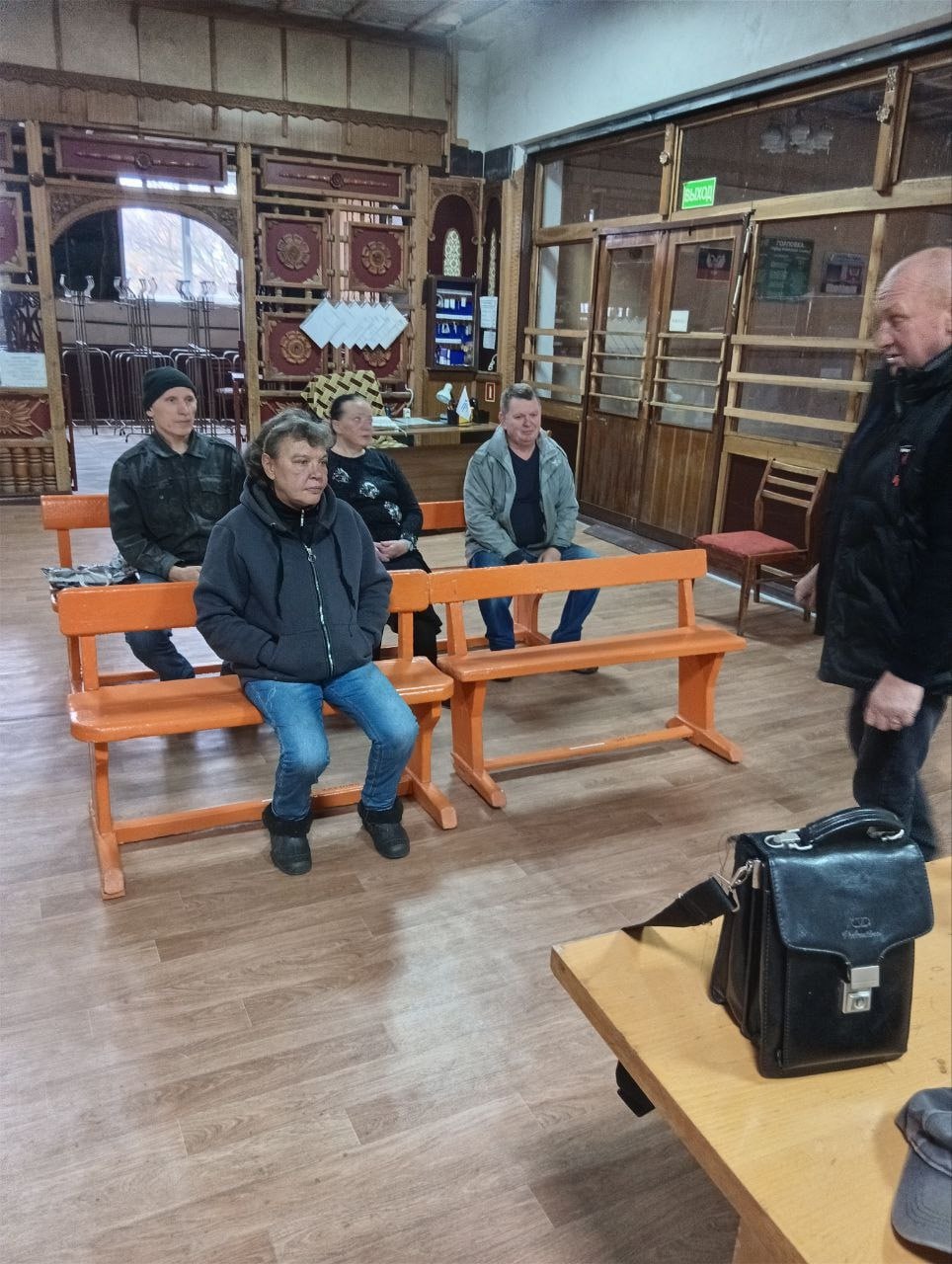 Роман Конев: СОСТОЯЛИСЬ ВСТРЕЧИ. 7 ноября 2025 года депутаты Горловского городского совета от фракции «Единая Россия» — Игорь Толкачев и Елена Кузьмина в рамках исполнения поручения Главы Донецкой Народной Республики Дениса... Роман Конев: СОСТОЯЛИСЬ ВСТРЕЧИ. 7 ноября 2025 года депутаты Горловского городского совета от фракции «Единая Россия» — Игорь Толкачев и Елена Кузьмина в рамках исполнения поручения Главы Донецкой Народной Республики Дениса...