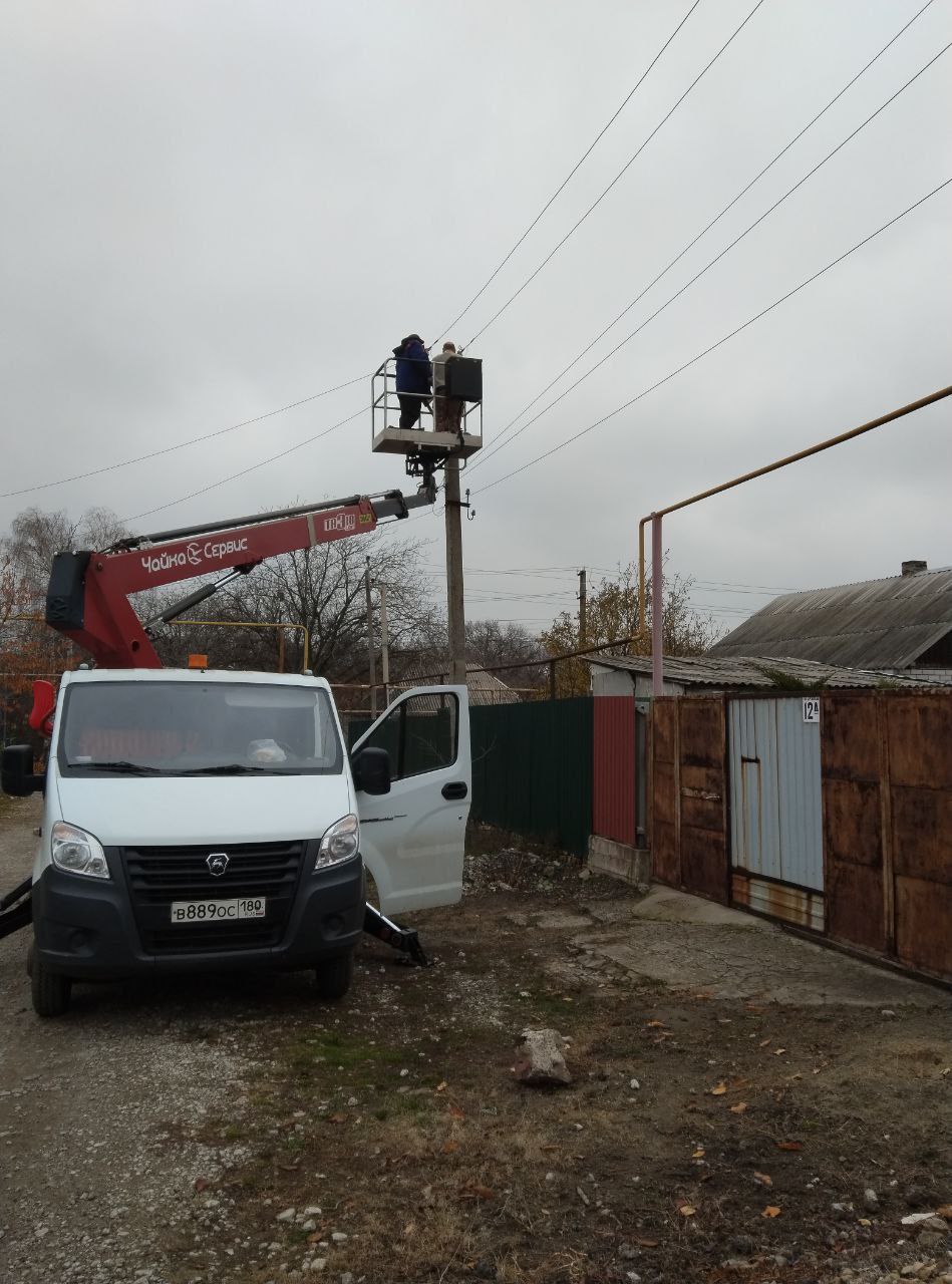 С заботой об округе.. На 07.11.2025 г. сотрудниками МУП "ЭКОС" выполнены следующие виды работ: Дорожный смет по ул. Некрасова Подключение вновь смонтированных фонарей освещения по ул. Машиностроителей Восстановление линий... С заботой об округе.. На 07.11.2025 г. сотрудниками МУП "ЭКОС" выполнены следующие виды работ: Дорожный смет по ул. Некрасова Подключение вновь смонтированных фонарей освещения по ул. Машиностроителей Восстановление линий...