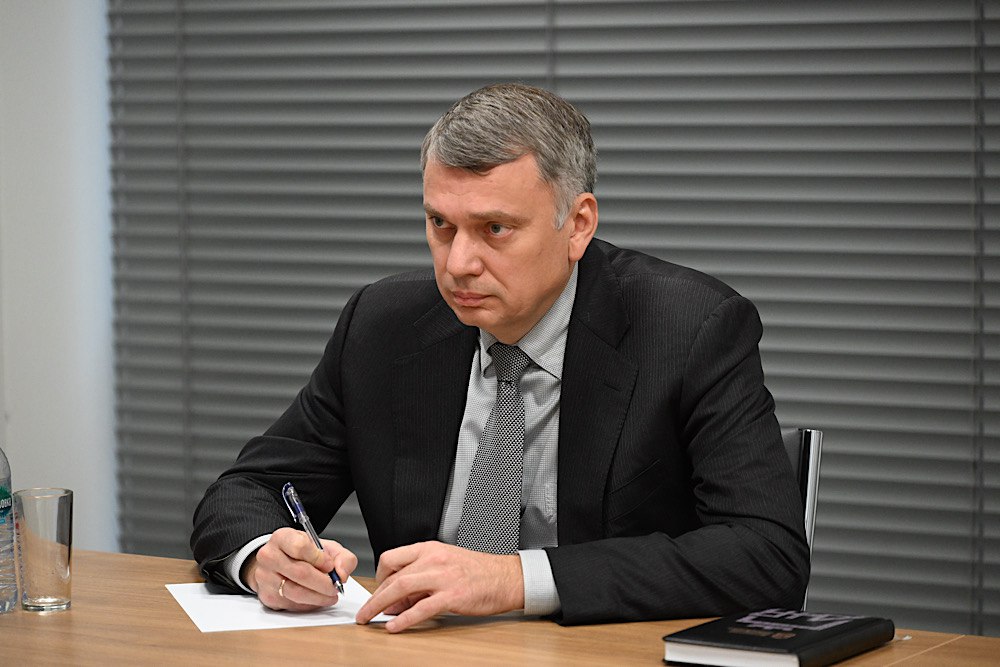 Глава ДНР Денис Пушилин дал ряд поручений министру труда и соцзащиты ДНР Алексею Исаеву