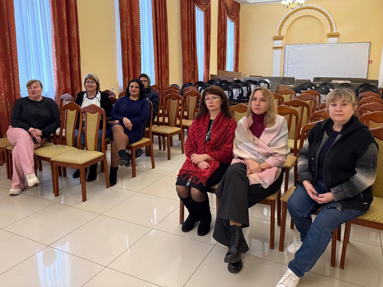 7 ноября в Харцызском городском Дворце культуры состоялся кинолекторий и показ одноимённого фильма «Лев Троцкий. Тайна мирового революции» 7 ноября в Харцызском городском Дворце культуры состоялся кинолекторий и показ одноимённого фильма «Лев Троцкий. Тайна мирового революции»