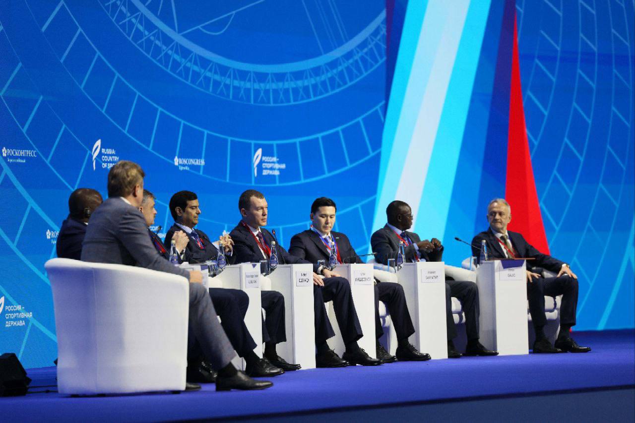 Сторонник Единой России – Президент федерации спортивной борьбы Донецкой Народной Республики – Календеров Артём принял участие в XIII Международном спортивном форуме «Россия – спортивная держава» Сторонник Единой России – Президент федерации спортивной борьбы Донецкой Народной Республики – Календеров Артём принял участие в XIII Международном спортивном форуме «Россия – спортивная держава»