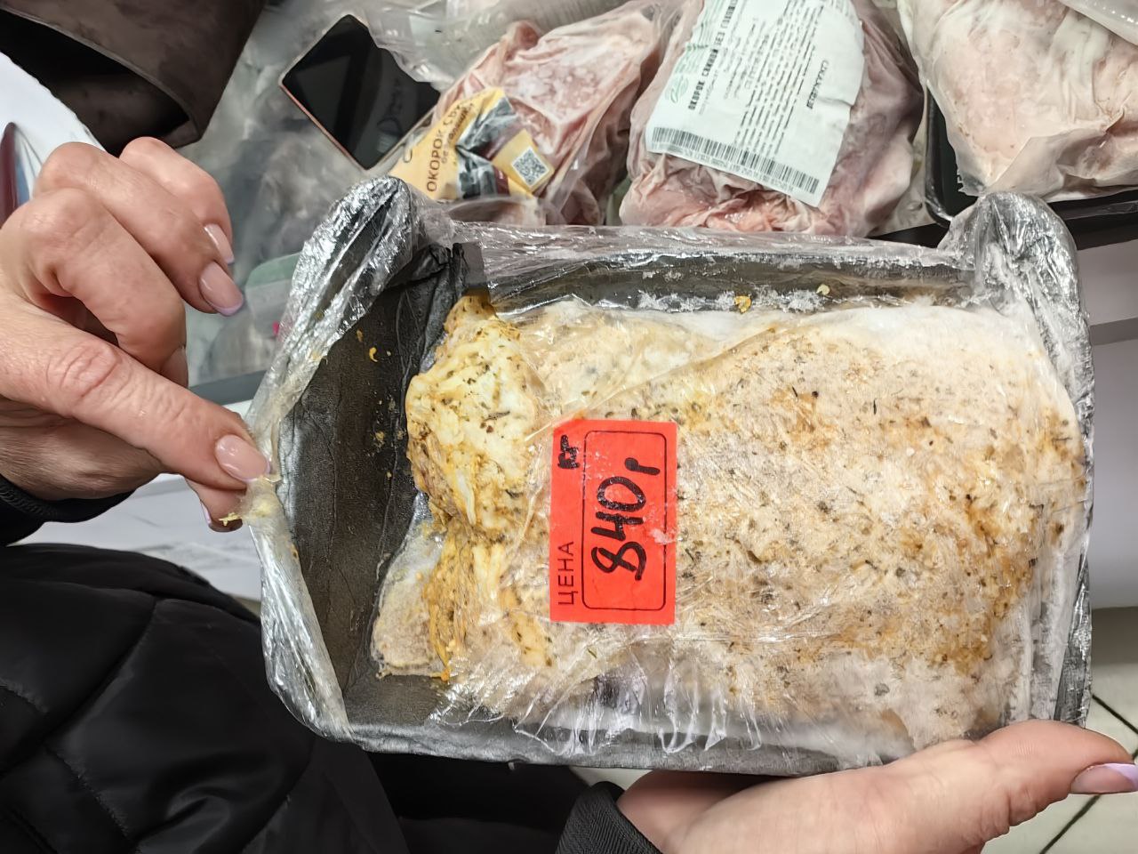 Депутат Тельмановского муниципального совета Наталья Зубач совместно с руководителем Народного контроля Викторией Светлаковой и специалистами отдела экономики, планирования и стратегического развития администрации округа... Депутат Тельмановского муниципального совета Наталья Зубач совместно с руководителем Народного контроля Викторией Светлаковой и специалистами отдела экономики, планирования и стратегического развития администрации округа...