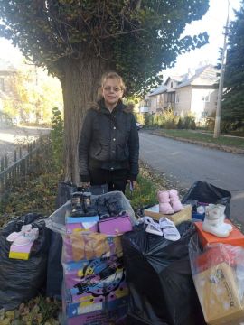 Благотворительный фонд "Сердце" передал новую детскую обувь и одежду для воспитанников донецкого Детского дома "Родничок"