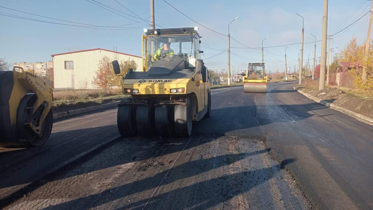 Виктория Мельникова: Несколько дней подряд попадаю на видео с ликующими комментариями водителей «наконец-то на Гвардейке делают дороги!» Виктория Мельникова: Несколько дней подряд попадаю на видео с ликующими комментариями водителей «наконец-то на Гвардейке делают дороги!»