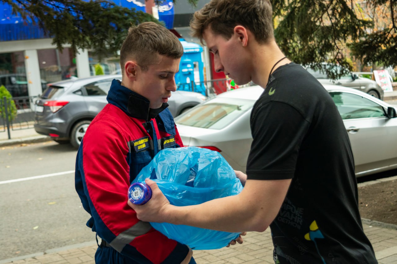 Вместе против водной блокады