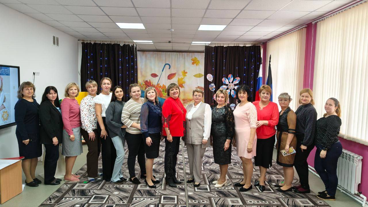 В Мангушском округе состоялось методическое объединение воспитателей