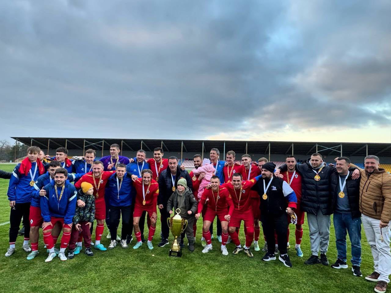 Евгений Ширшов: Действующий чемпион Донецкой Народной Республики, СК «Сила Донбасса», в напряжённом противостоянии с луганским «Динамо» выиграл Кубок Донбасса по футболу