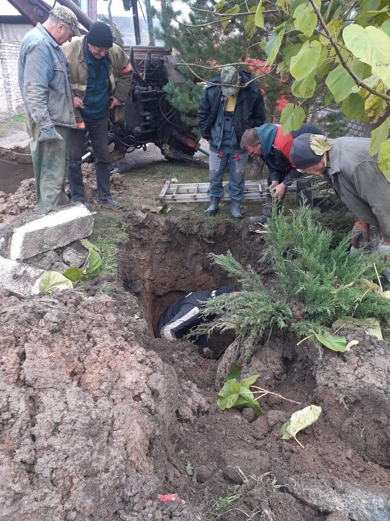 Аварийная бригада из Ленинградской области устранила порывы на магистралях водоснабжения в Енакиево