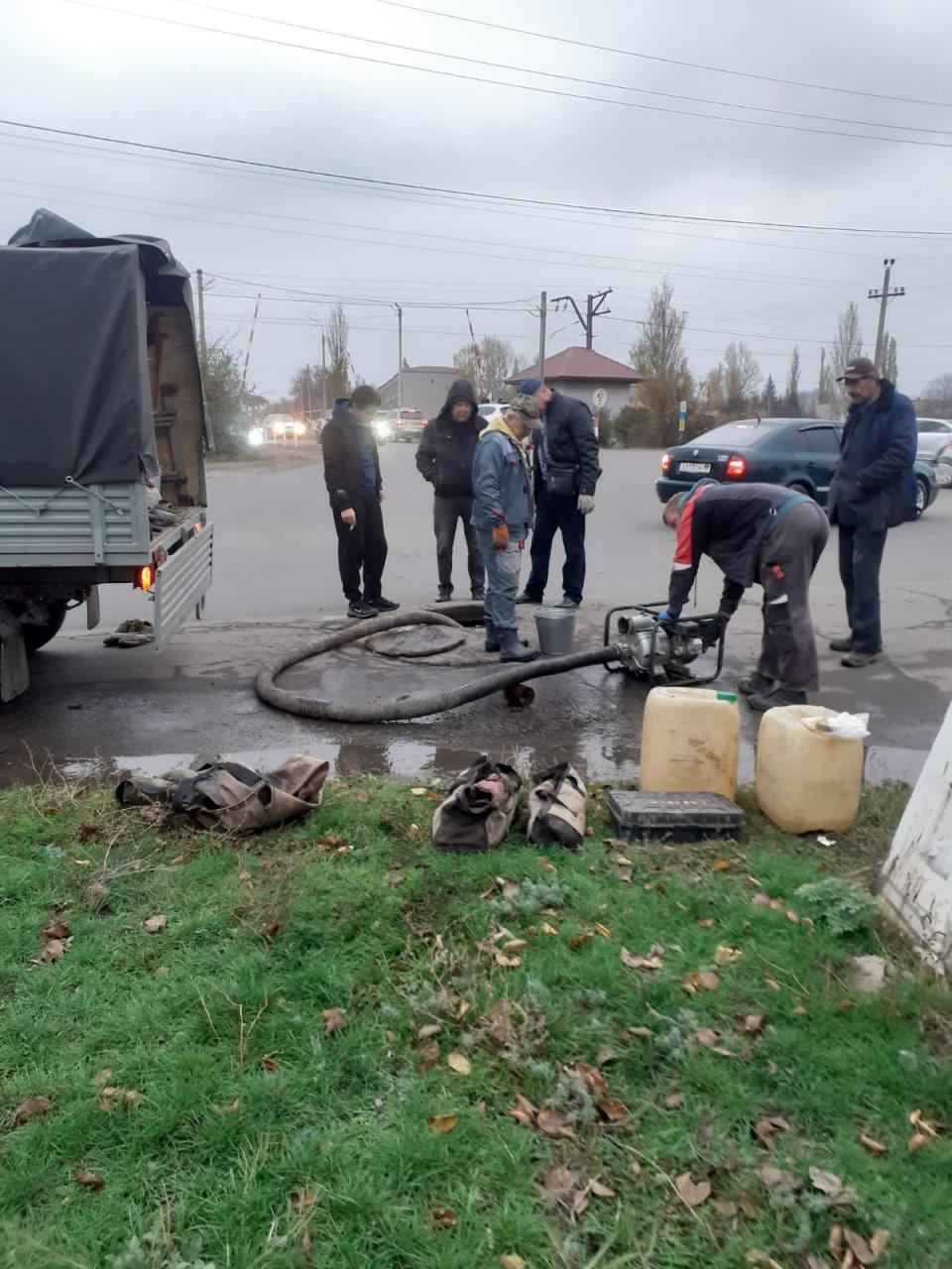 Аварийная бригада из Ленинградской области устранила порывы на магистралях водоснабжения в Енакиево Аварийная бригада из Ленинградской области устранила порывы на магистралях водоснабжения в Енакиево