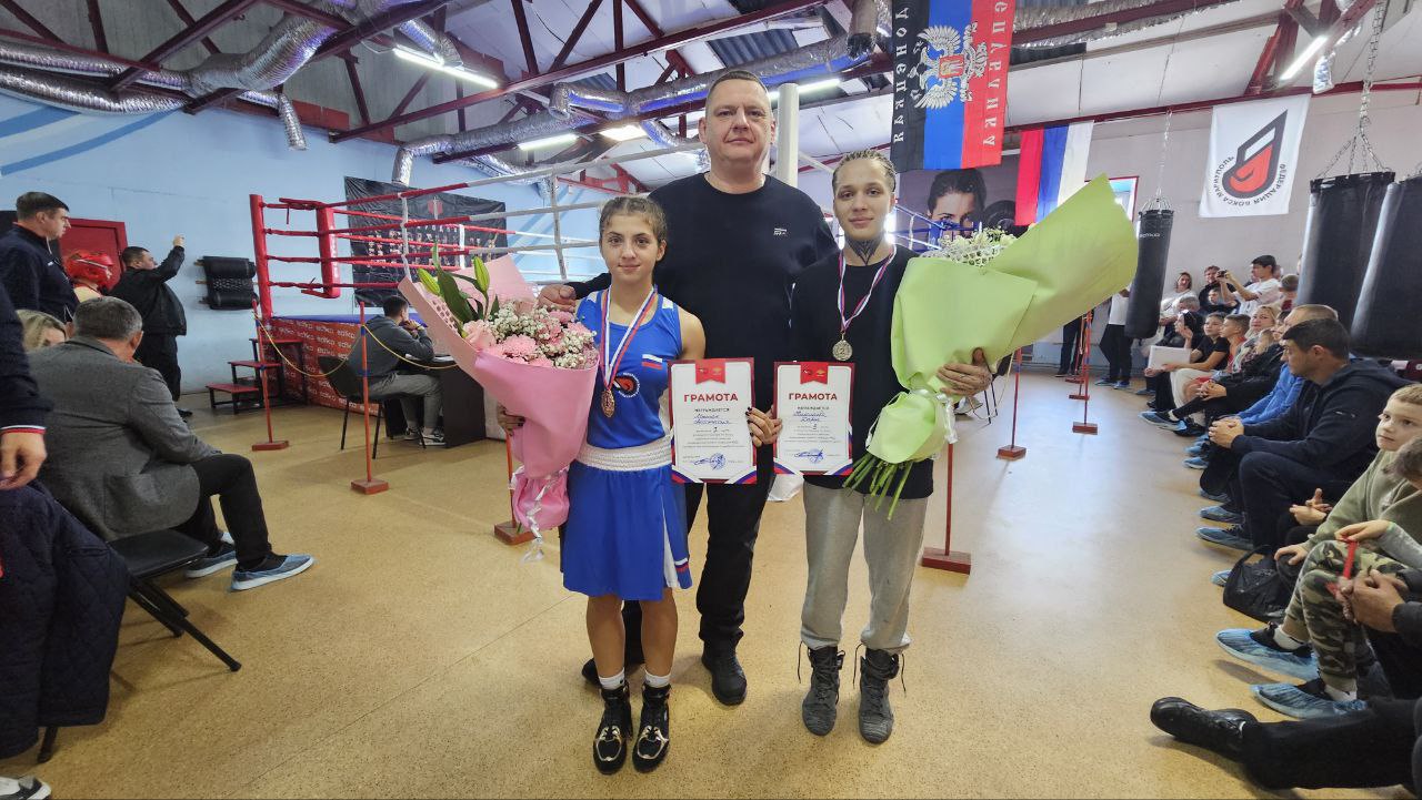 В Мариуполе прошел масштабный турнир по боксу в память о погибших сотрудниках ОВД В Мариуполе прошел масштабный турнир по боксу в память о погибших сотрудниках ОВД