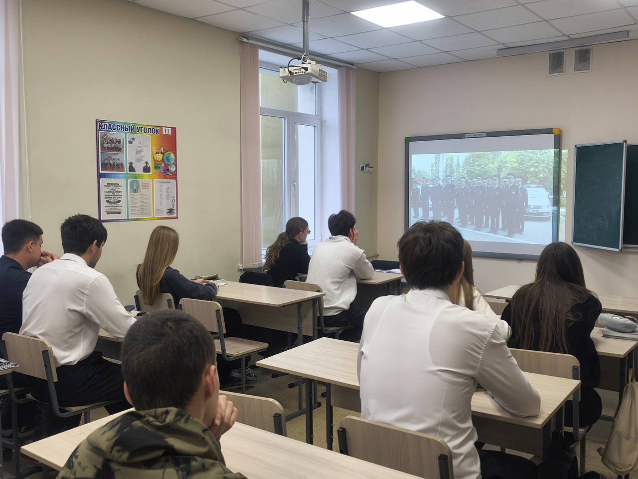 8 ноября – День памяти погибших при исполнении служебных обязанностей сотрудников органов внутренних дел Российской Федерации 8 ноября – День памяти погибших при исполнении служебных обязанностей сотрудников органов внутренних дел Российской Федерации